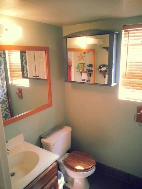 The Newport Family Peninsula House Apartment *